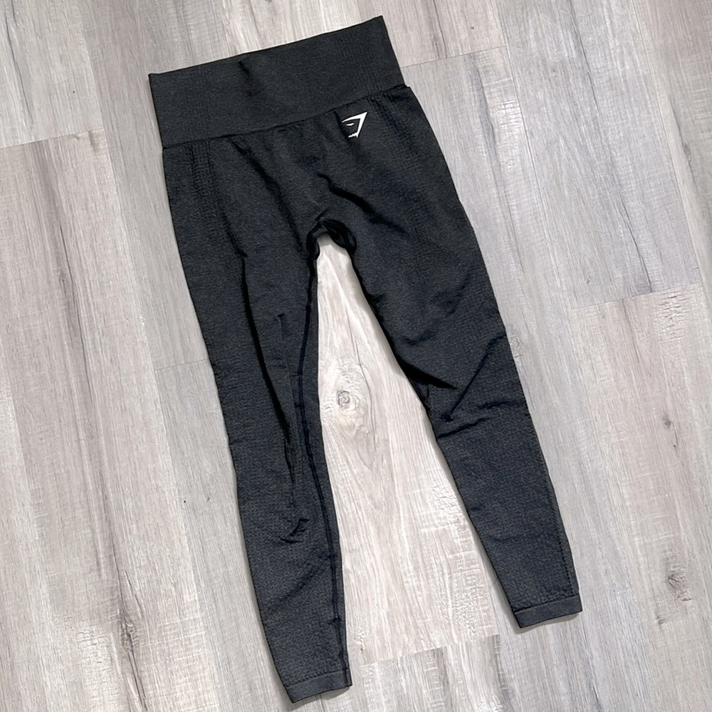 Gymshark size small vital seamless legging, black